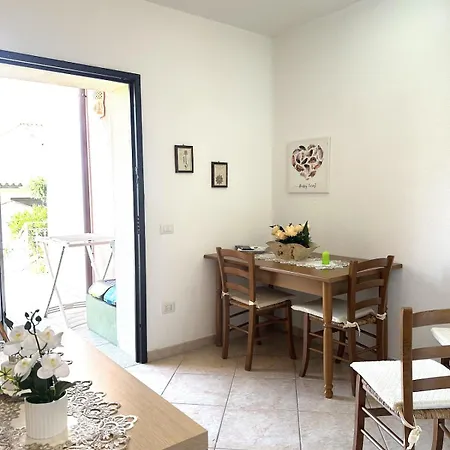 Oleanders House - Two-room With Private Terrace In Apartment Olbia